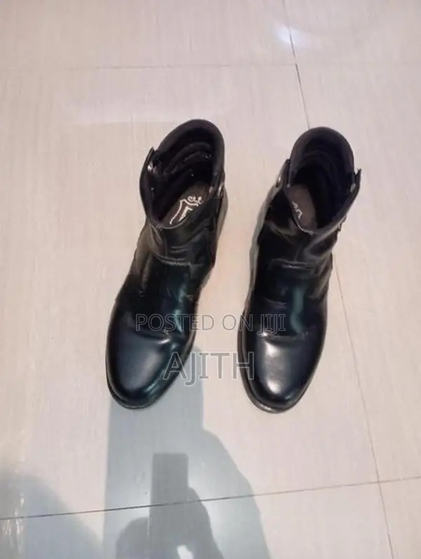 Black Boots