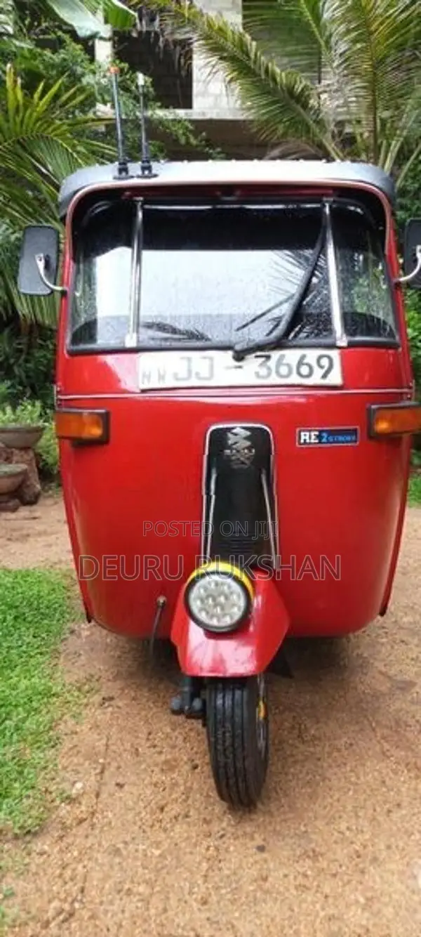 Bajaj RE 2004