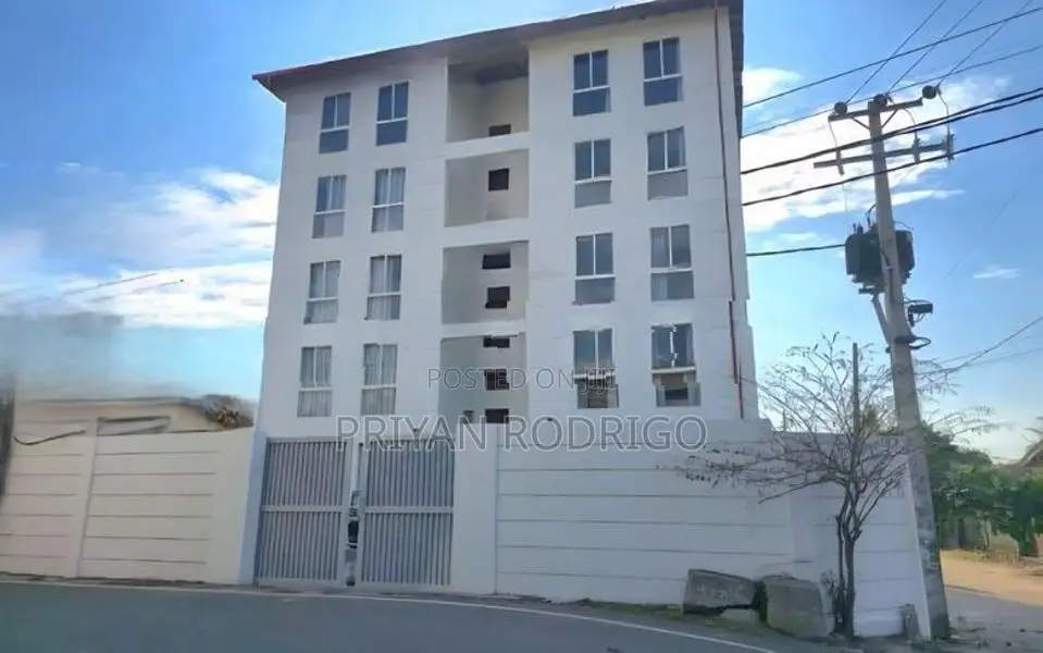 Mount Lavinia-St. Rita's Road Hotel Apartment for Sale