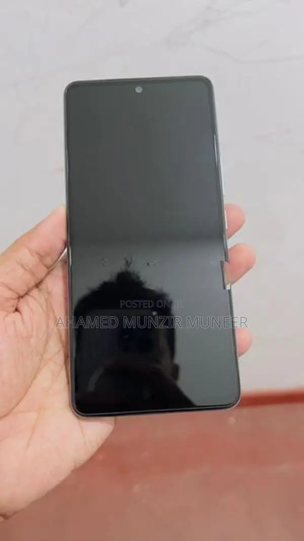 iqoo 9 SE (Used)