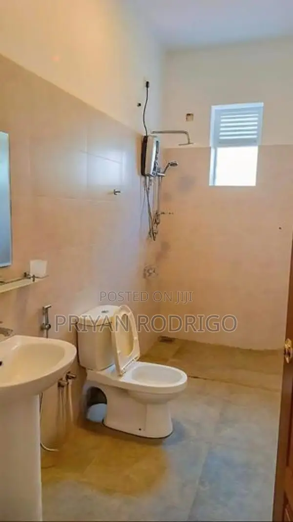 Mount Lavinia-St. Rita's Road Hotel Apartment for Sale