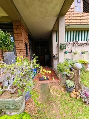 Ratmalana, 02nd Lane Large 03 storied house on 13 Perch Land for Sale