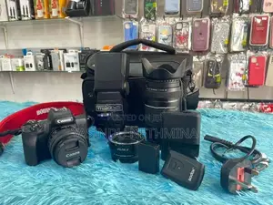 Cannon M50 Camera with Accessories