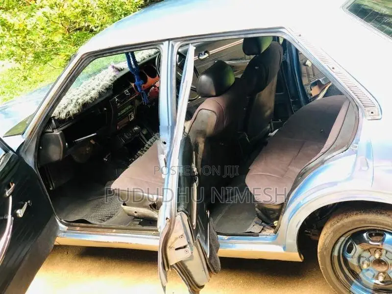 Nissan Sunny 1983