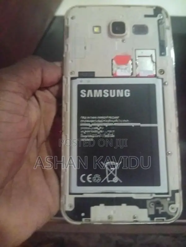 Samsung Galaxy J7 (Used)