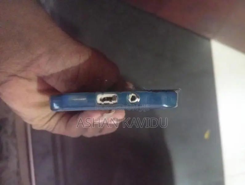 Samsung Galaxy J7 (Used)