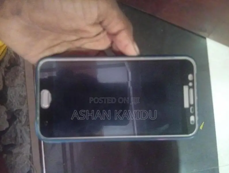 Samsung Galaxy J7 (Used)