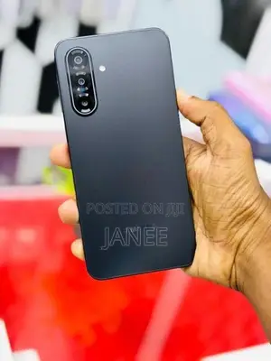 Samsung Galaxy A17 5G 8GB 128GB (Used)