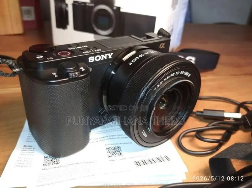 Sony Zv-E10 Mirrorless Camera