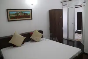 Room for Rent - With Furniture Colombo 7
