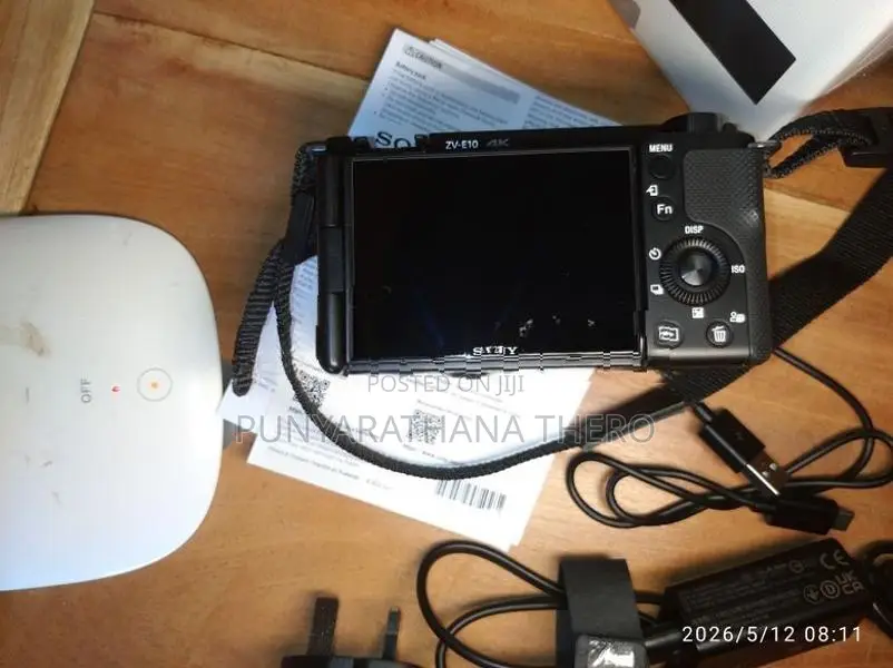 Sony Zv-E10 Mirrorless Camera