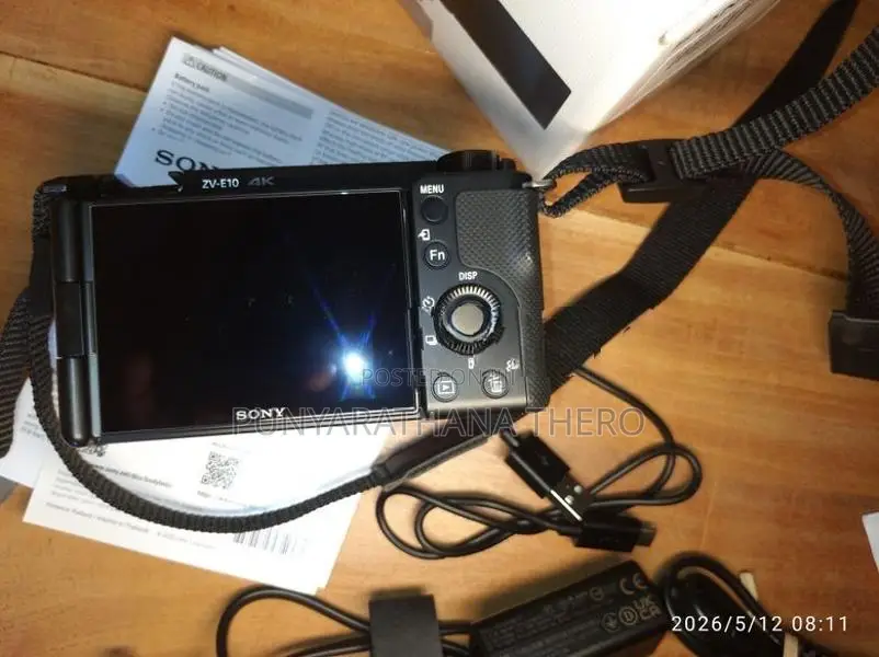 Sony Zv-E10 Mirrorless Camera