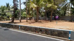 කරාපිටිය රෝහල ආසන්නයේ බිම් කොටස් විකිණීමට