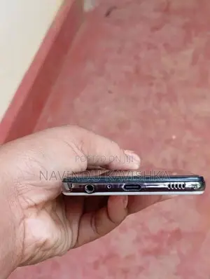 Samsung Galaxy A52s (Used)