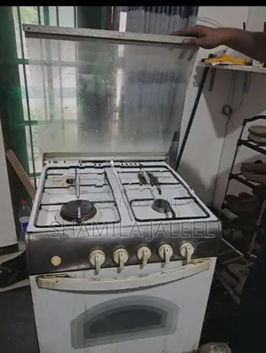 4 Burner Gas Cooker with Oven