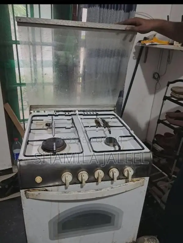 4 Burner Gas Cooker with Oven