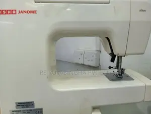 Janome Portable Machine