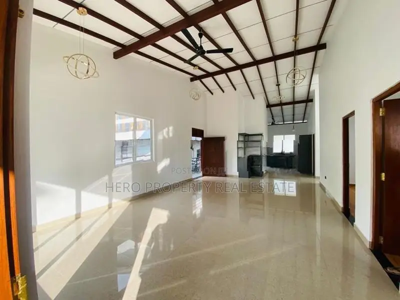 Brand New Luxury Upper Floor House for Rent in Pelawatta