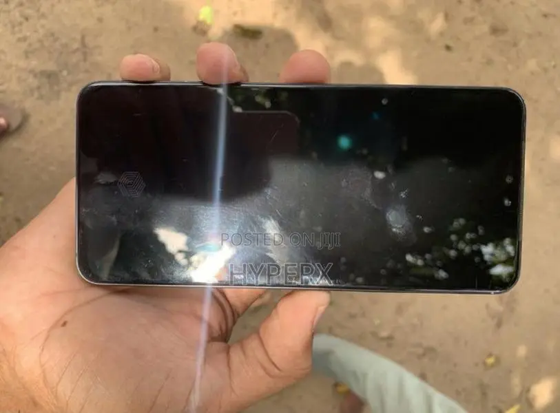 Vivo V23 (Used)