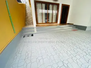 Brand New Luxury Upper Floor House for Rent in Pelawatta