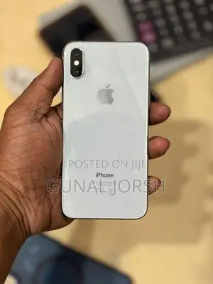 Apple iPhone XS (Used)