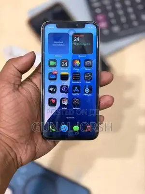 Apple iPhone XS (Used)