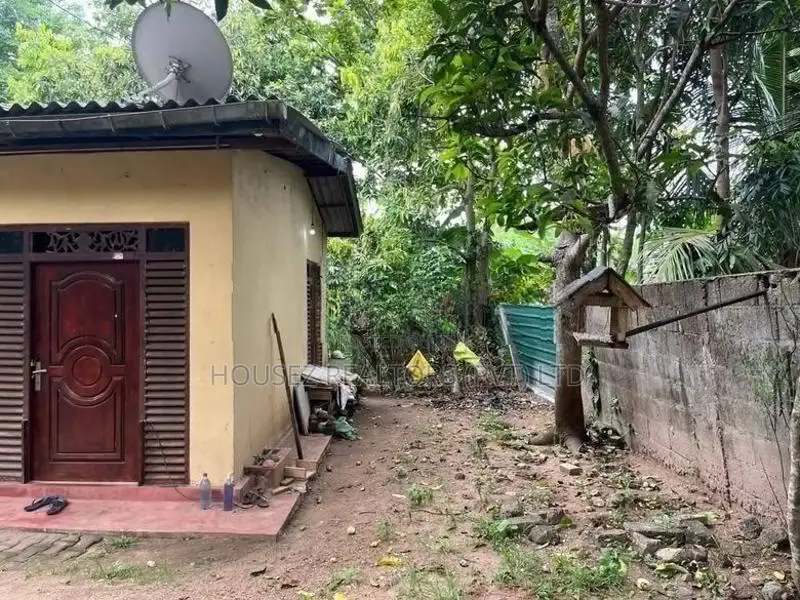 House with Land for Sale – Pannipitiya