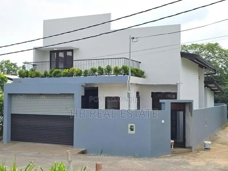 Kottawa Designed Luxury Two Storey House for Sale