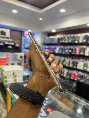Apple iPhone 11 Pro Max (Used)