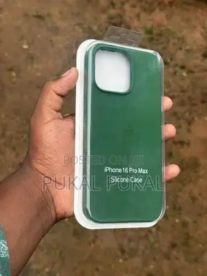 Apple Iphone 16 Pro Max Green Silicone Case