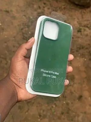 Apple Iphone 16 Pro Max Green Silicone Case