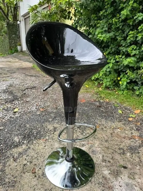 Bar Chair 102