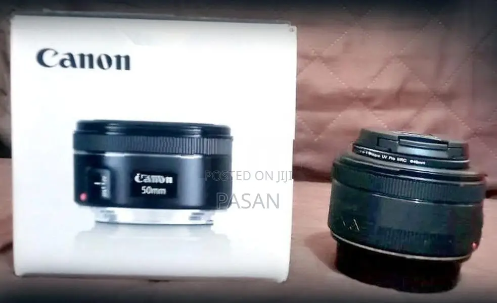 Canon EOS 2000D DSLR Camera with 18-55mm Lens