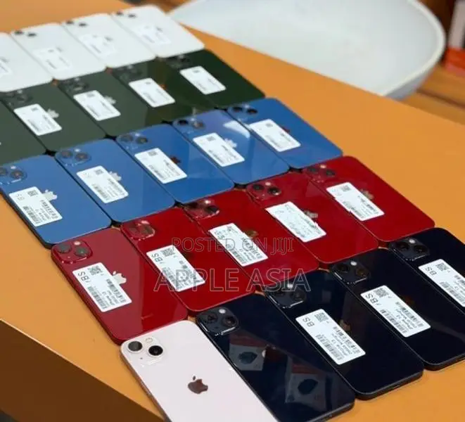 Apple iPhone 13 128GB (Used)