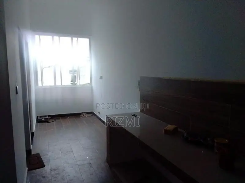 Brand New 4BR Second Floor Luxury House Rent in Dehiwala Kawdana