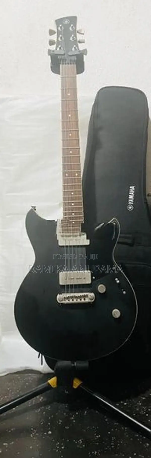 Yamaha Revstar RS502 Electric Guitar with THR10 Amp