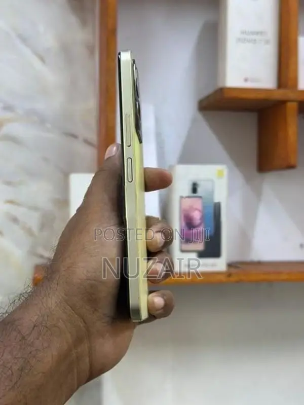 Vivo Y35 (Used)