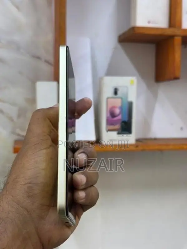 Vivo Y35 (Used)