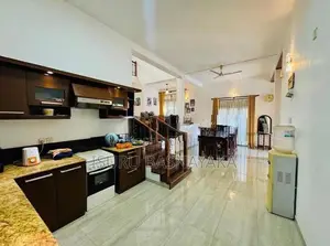 With Pool 5 Bed Rooms Luxury House for Rent