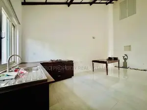 Modern Luxury House for Sale in Athurugiriya