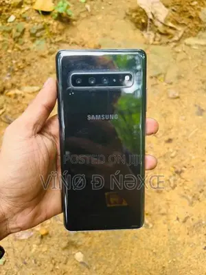 Samsung Galaxy S10 5G (Used)