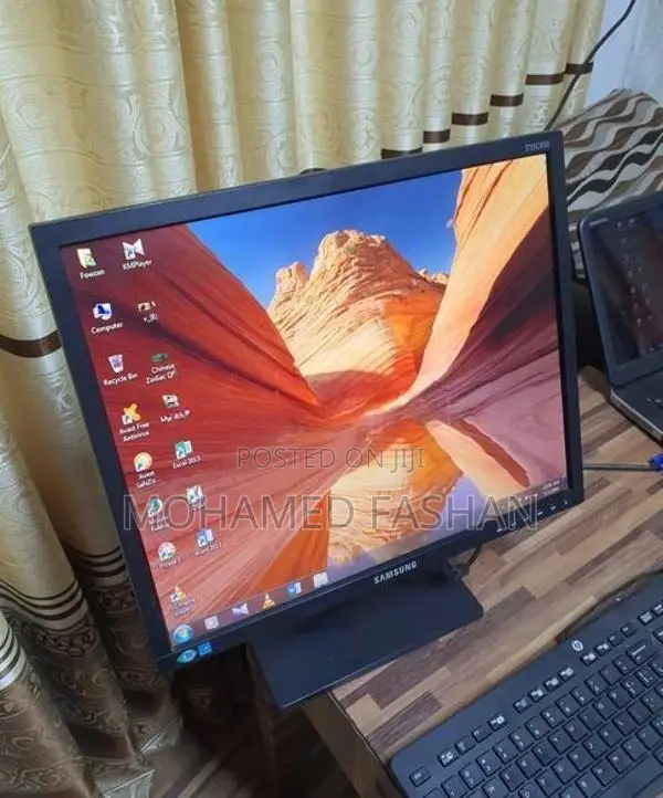 Samsung 19" Inches Monitor