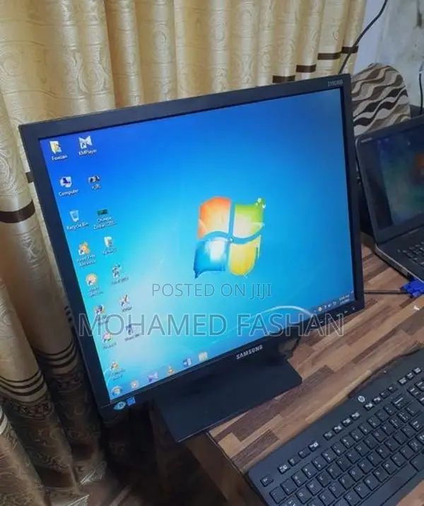 Samsung 19" Inches Monitor