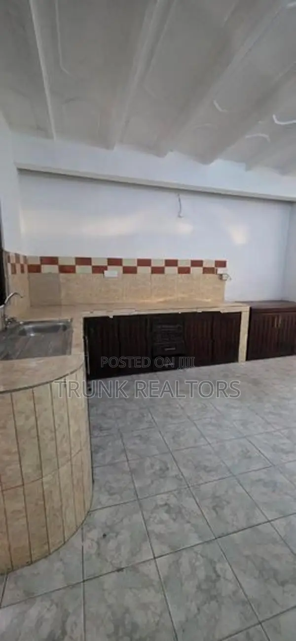 Bauddhaloka Mawatha 06BR House For Rent (NK107596)
