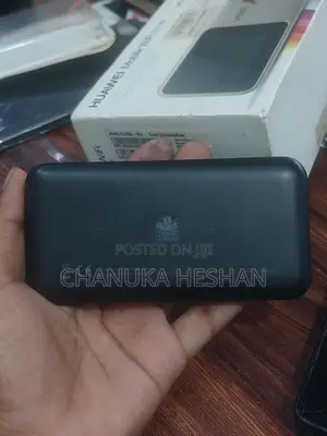 Huawei Mobile Router Viva E5788 (Used)