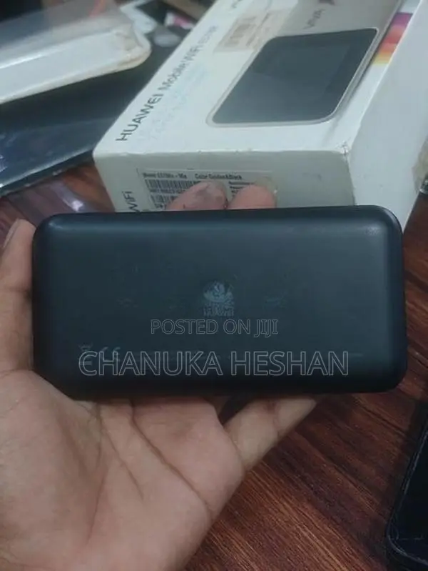 Huawei Mobile Router Viva E5788 (Used)