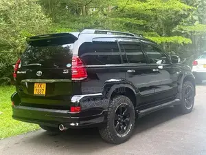 Toyota Land Cruiser Prado TRJ 120 2006