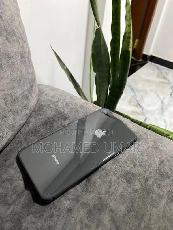 Apple iPhone 8 Plus (Used)