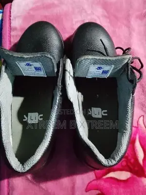 Safety Shoes
