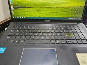 Asus X513EA Laptop